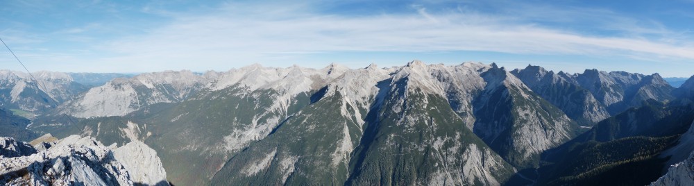 Am Hohen Gleirsch mit Blick zur Hinterautalkette